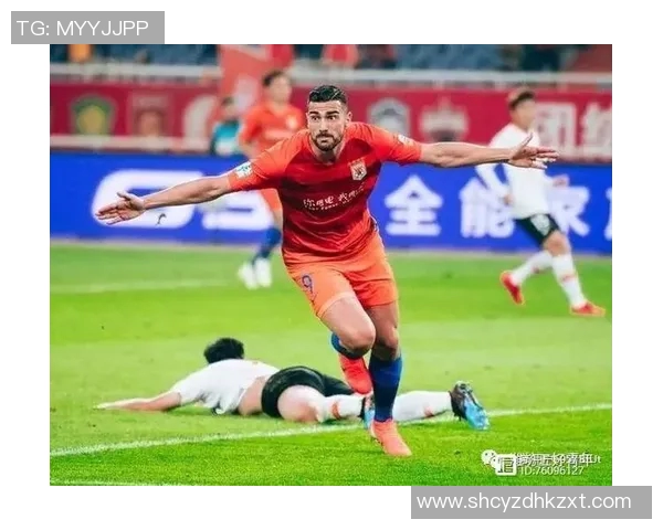 山猫与自由人激战正酣谁能在赛场上笑到最后