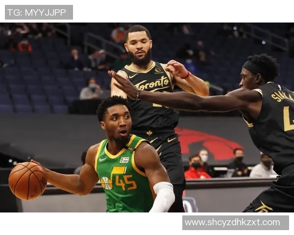 爵士与篮网实力对比分析谁能在新赛季中占据优势